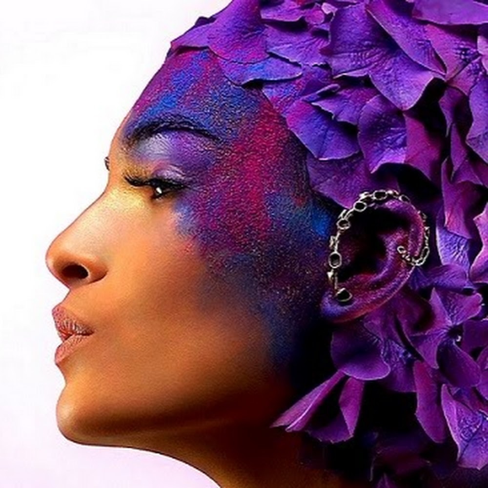 Meet your Posher, Laina